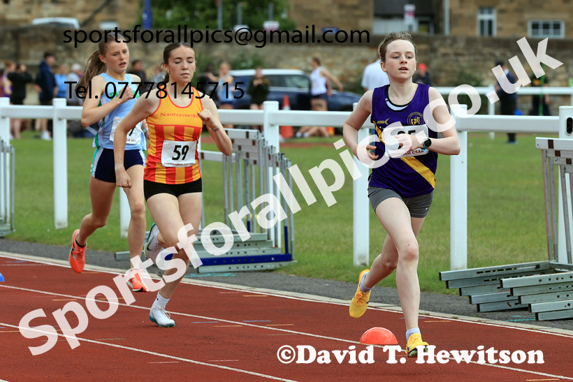 Middle Distance, 2026 Northern Schools Inter Counties, Wentworth, Hexham. Photo: David T. Hewitson/Sports for All Pics